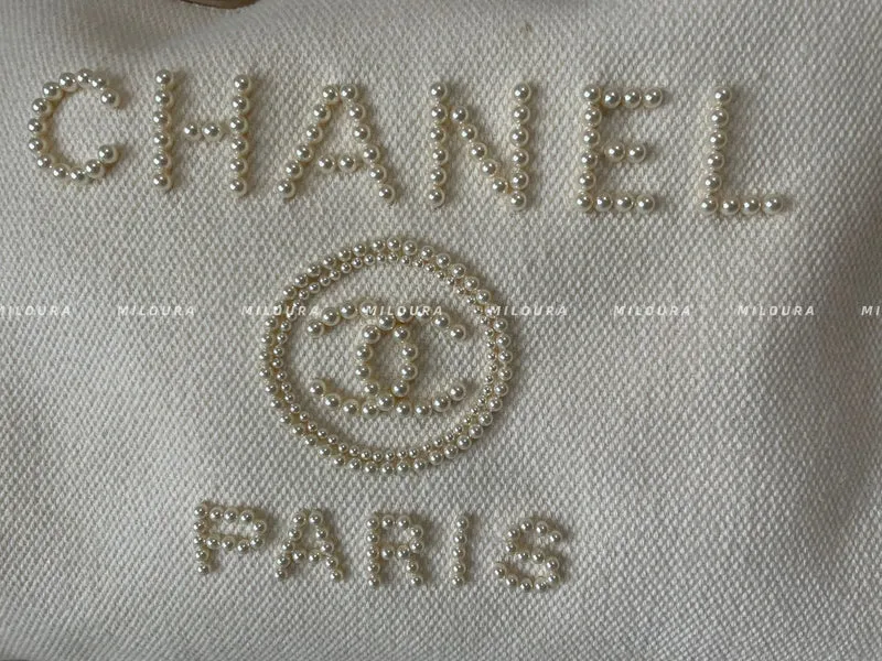 Chanel Deauville Perlen Einkaufstasche