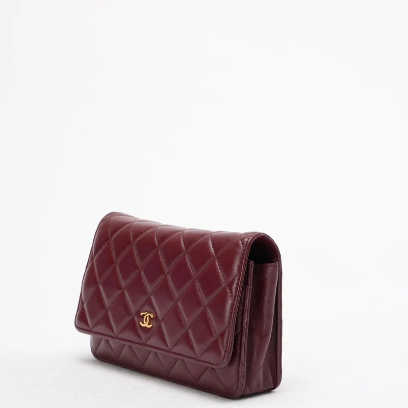 Chanel Burgundy Classic Wallet on Chain (WOC) aus Lammleder 2018