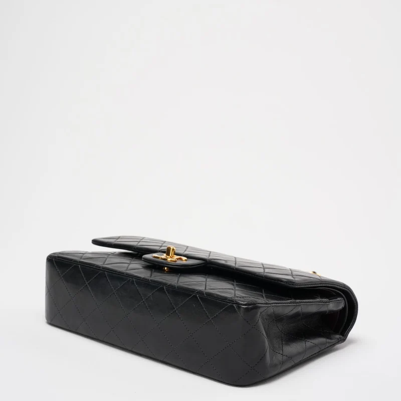 Chanel Vintage Timeless Flap Bag Schwarz Medium 24K Gold Hardware