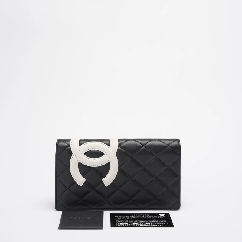 Chanel Cambon Wallet Klassisches schwarz-weißes Portemonnaie aus gestepptem Kalbsleder mit rosa Innenausstattung