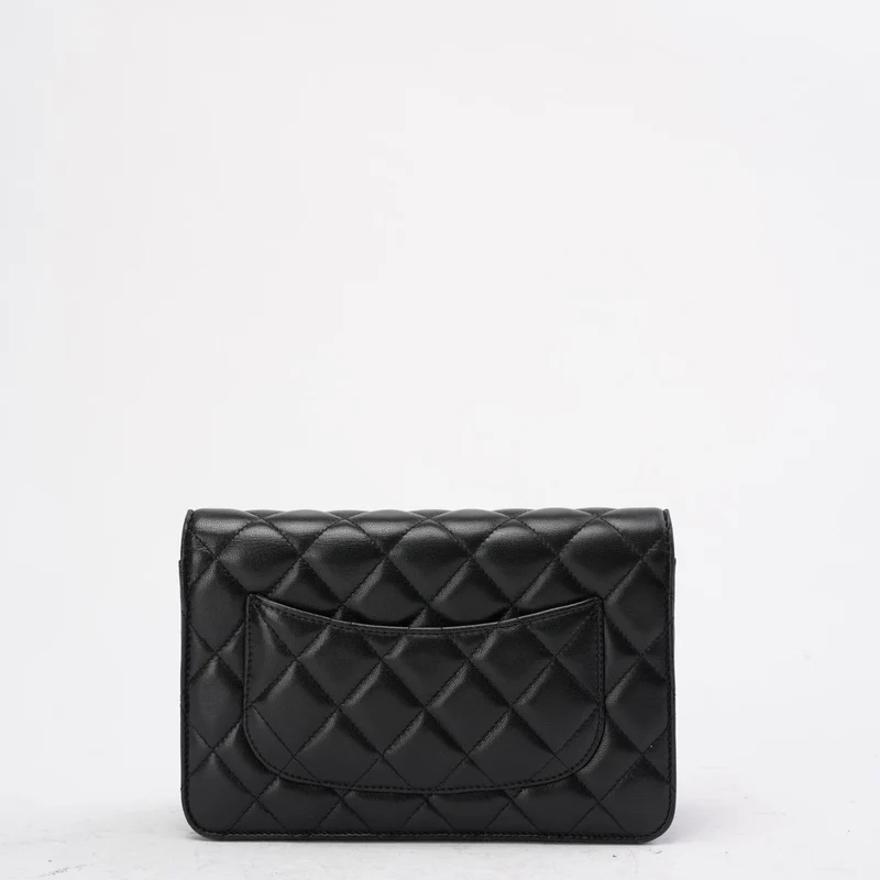 Chanel Schwarze Klassische Brieftasche mit Kette (WOC) aus Lammleder 2020