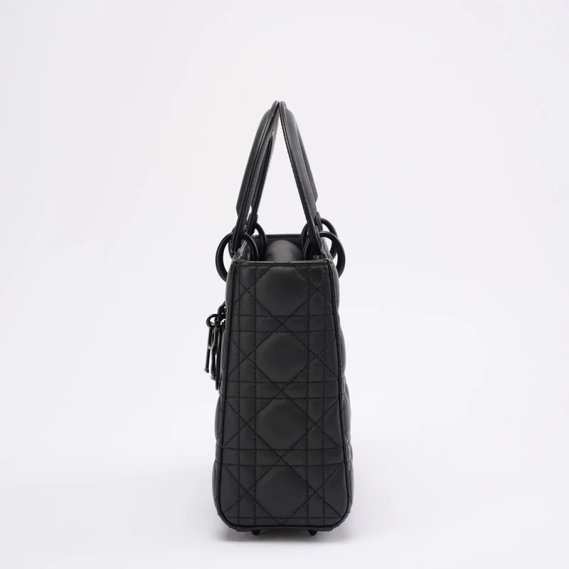 Christian Dior Mattschwarze kleine Lady Dior Tasche 2020