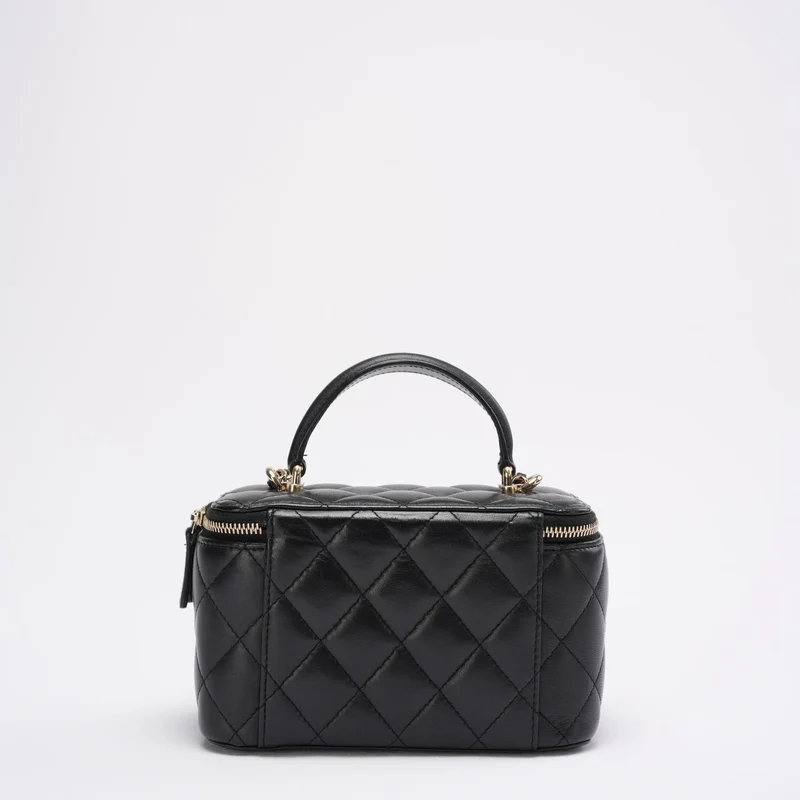 Chanel Kosmetiktasche aus schwarzem Lammleder, klein, mit Tragegriff
