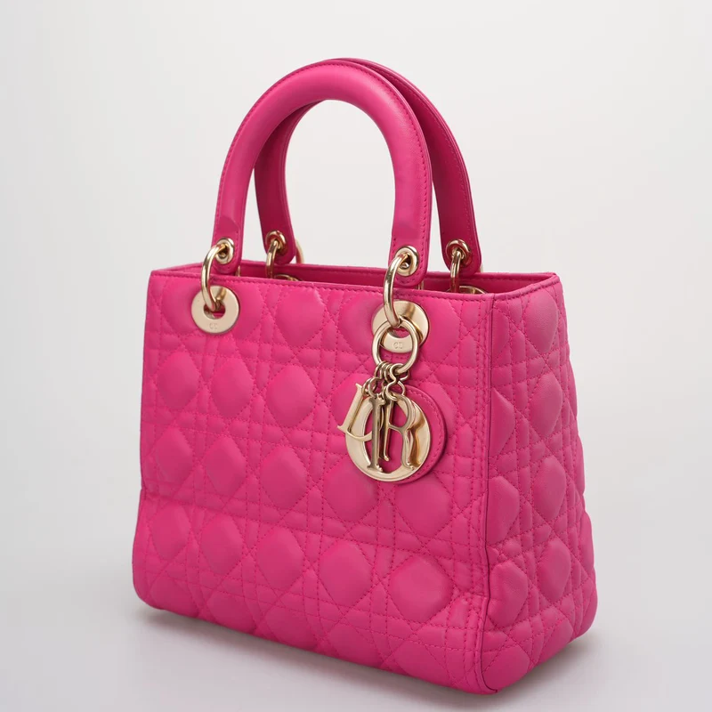 Christian Dior Pink Lady Dior aus Cannage-Lammleder mit goldenen Metallteilen, Größe M