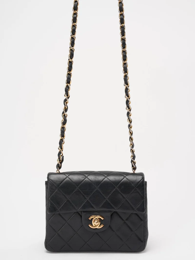 Chanel Schwarze Vintage Mini-Flap-Quadrat-Tasche 2000er