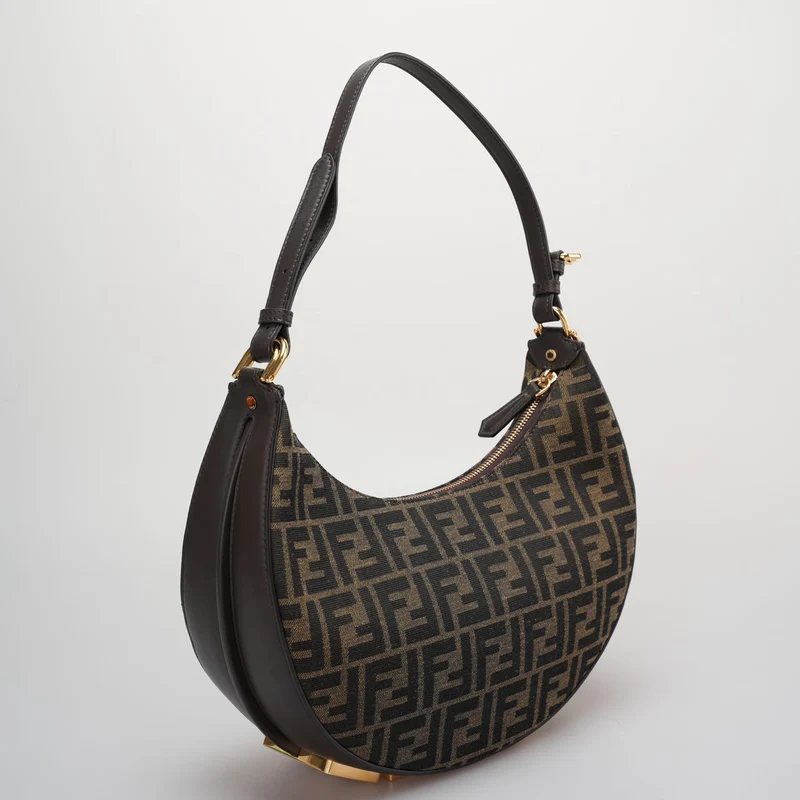 Fendi Graphy Kleine Tasche aus FF-Jacquard-Stoff in Braun