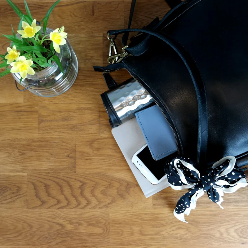 Schultertasche Handtasche Damentasche Leder schwarz LE0063