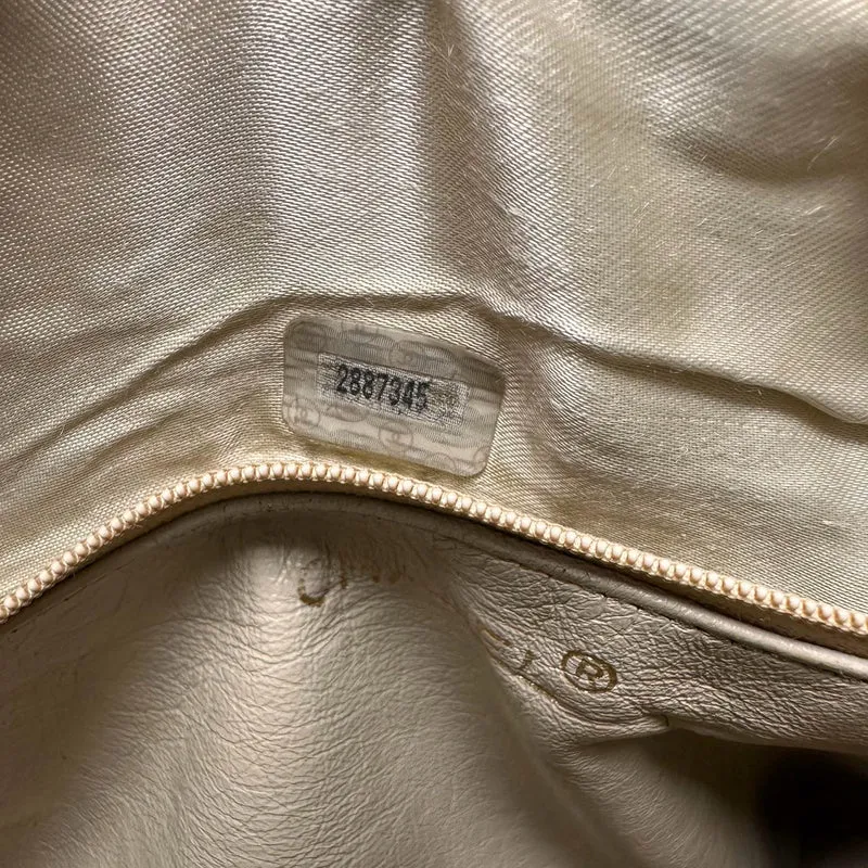 Chanel Vintage Caramel Caviar Diagonal Umhängetasche