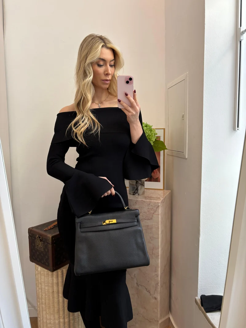 Hermes Kelly 32 Schwarze Togo-Ledertasche mit goldenen Beschlägen (Retourne)
