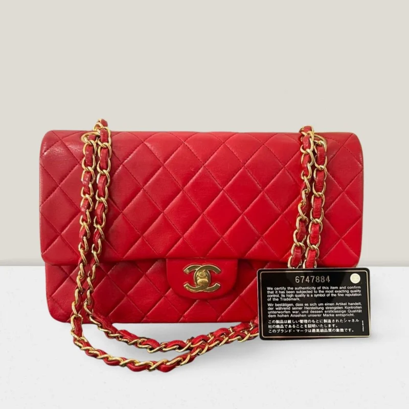 Chanel Red Vintage Classic Double Flap Bag Medium aus Lammleder mit 24 Karat Goldbeschlägen