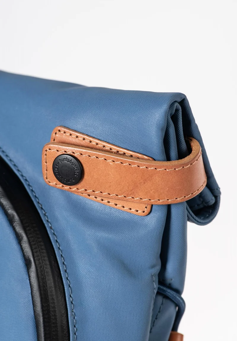 Aunts & Uncles Yokohama Rucksack 13" blue jeans
