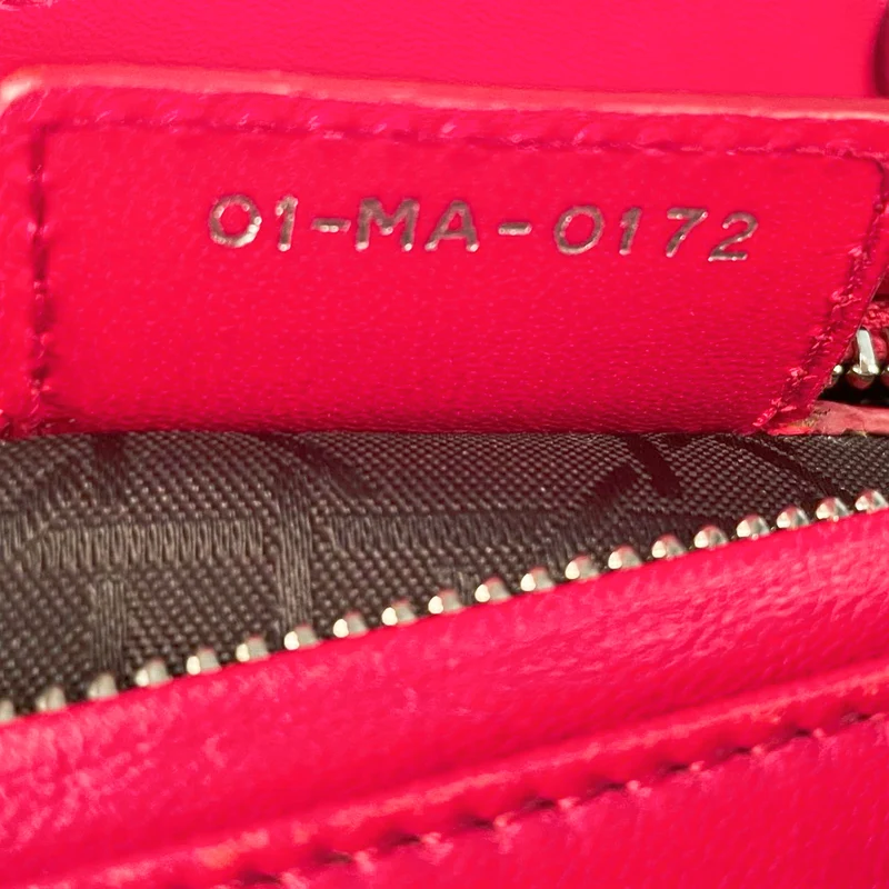 Christian Dior Lady Dior Bag – Mittlere Handtasche aus rotem Cannage-Lammleder