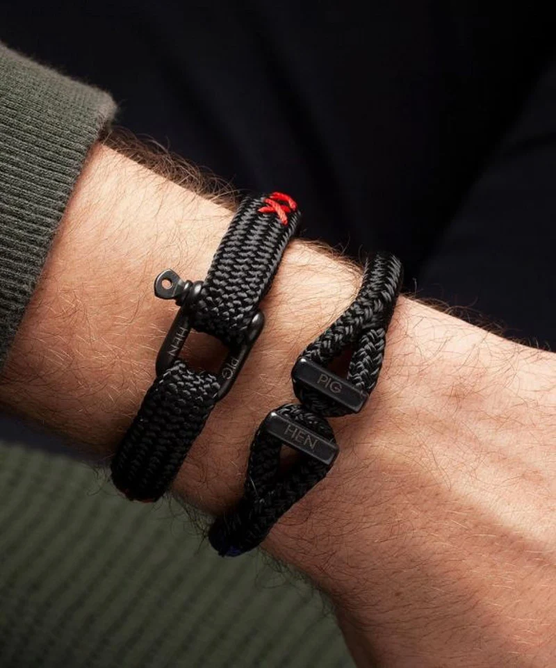 Pig & Hen Armband COA Sharp Simon Schwarz Rot