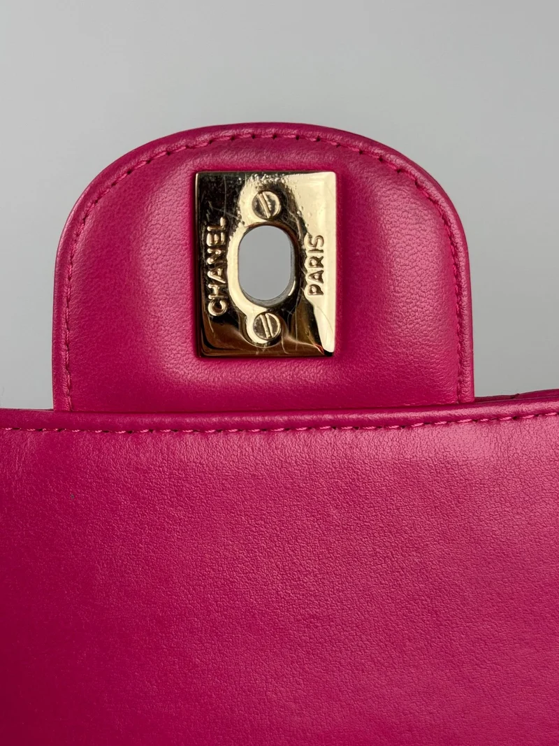 Chanel Pre-Owned Mini Square Klassische Chevron-Überschlagtasche