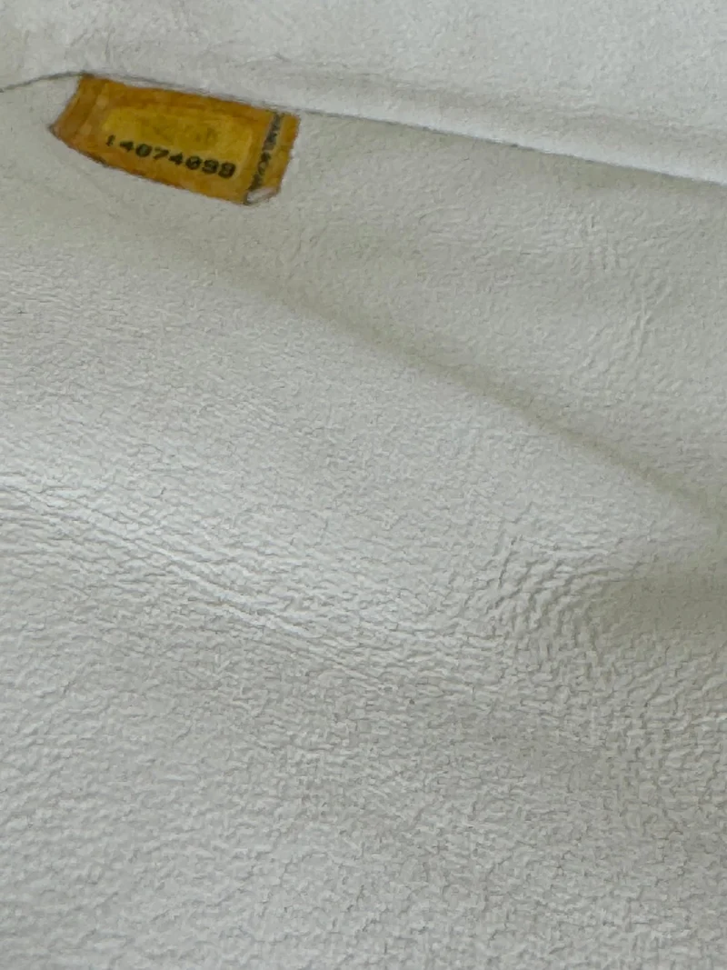 Chanel White Jumbo Classic Double Flap Bag aus Kaviarleder mit silberner Hardware