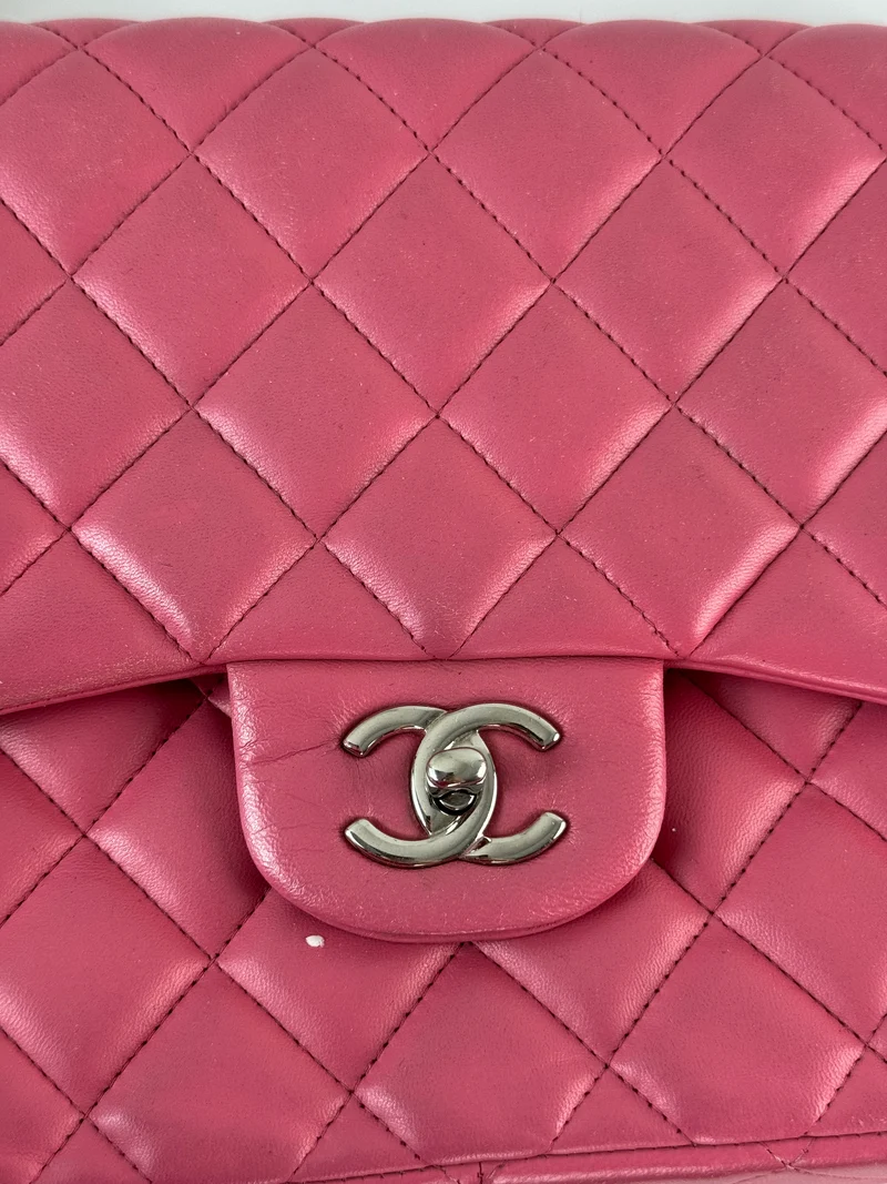 Chanel Pink Classic Double Flap Bag mit silberner Hardware in Jumbo-Größe