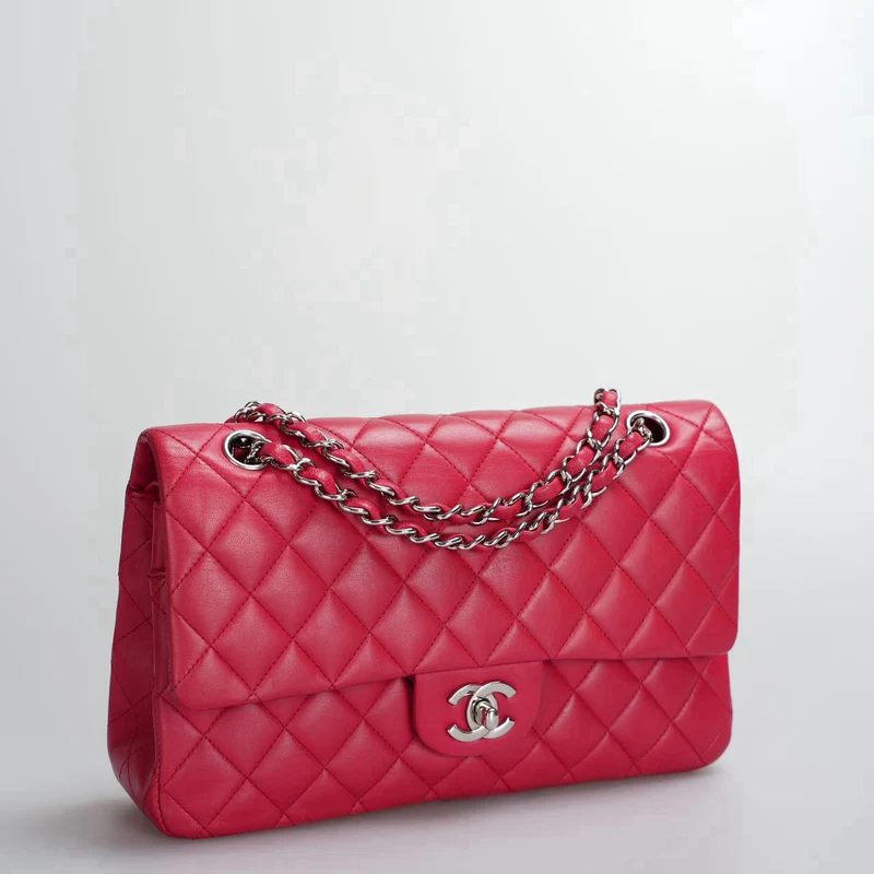 Chanel Rote mittelgroße zeitlose Flap Bag mit silberner Hardware