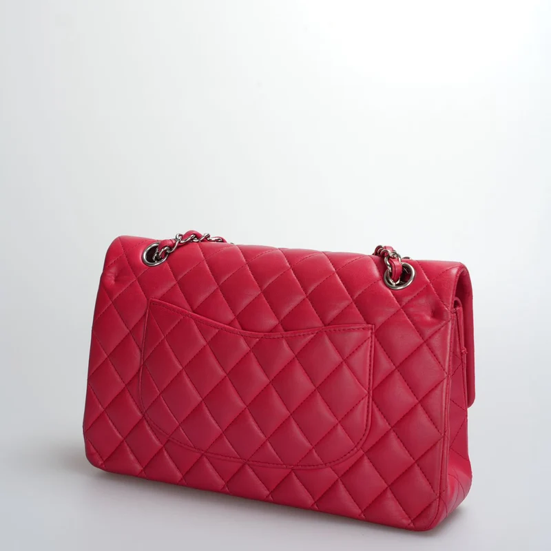 Chanel Rote mittelgroße zeitlose Flap Bag mit silberner Hardware