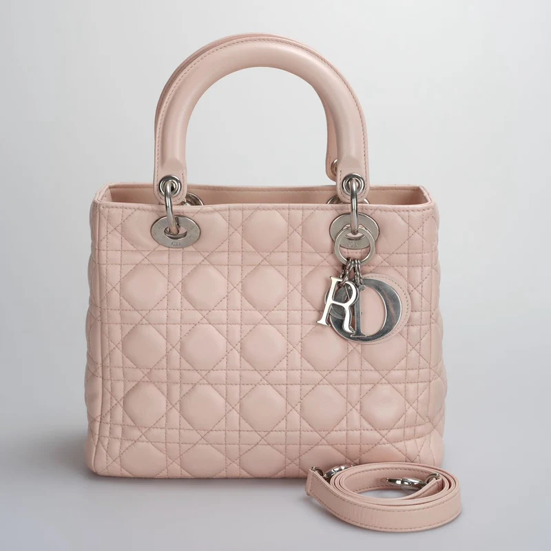 Christian Dior – mittelgroße Lady Dior-Tasche aus Cannage-Lammleder mit silberner Hardware in Pink