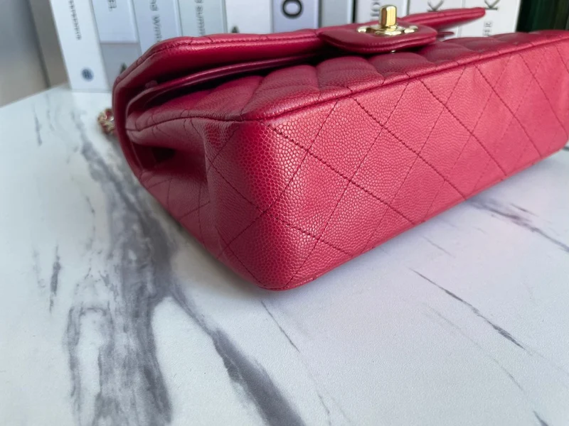 Chanel Red Timeless Flap Bag Kaviarleder Klein
