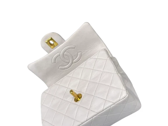 Chanel Vintage Weiße zeitlose Flap Bag Mini Square Gold Hardware