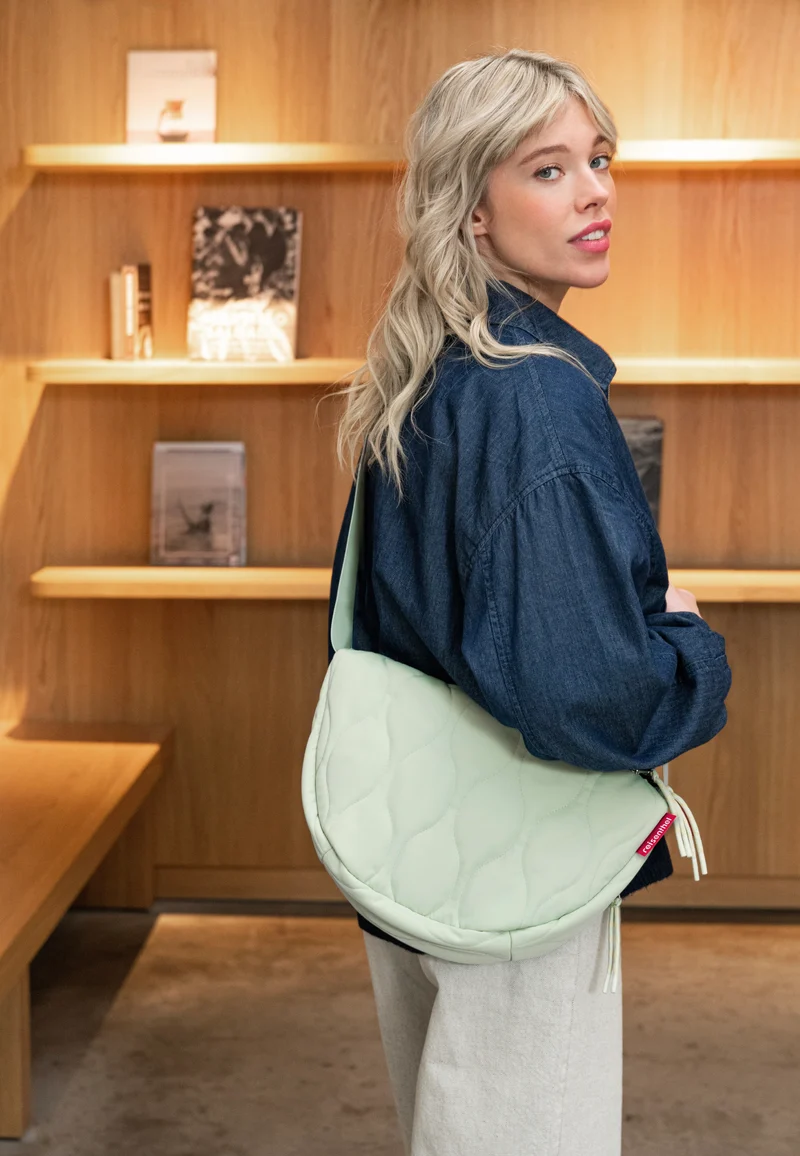 Moonbag S Puffer Iced Matcha - Sling Bag