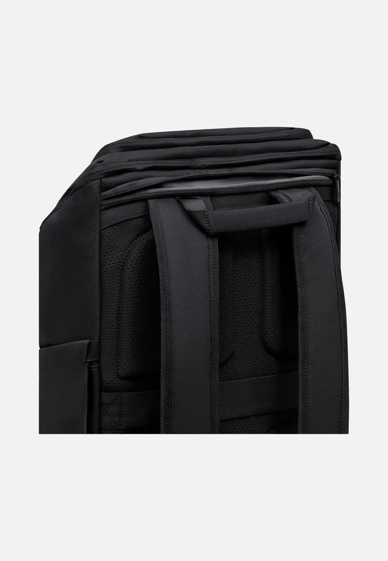 Finn Large Black - Rucksack