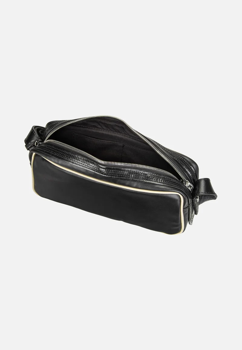 Juno Satchel S Soft Calf Black - Crossbody Bag