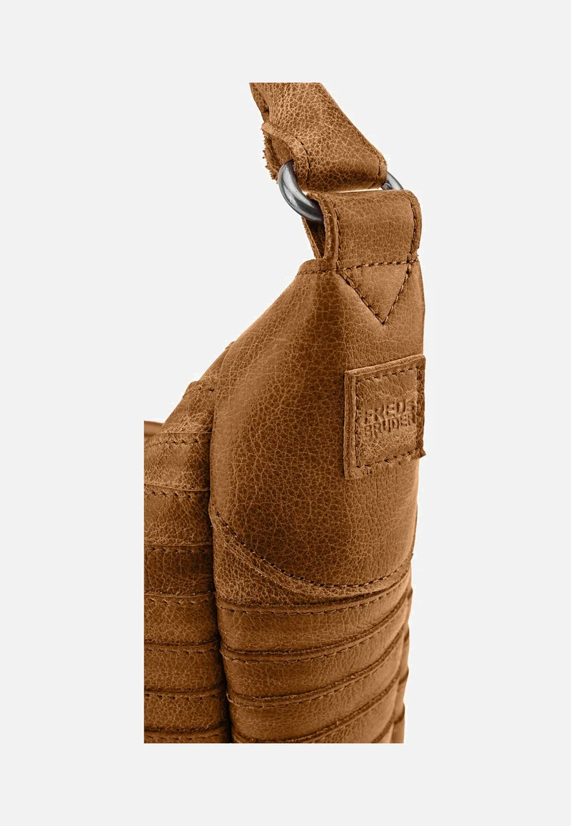 Gürteltier S 971s Desert Brown - Hobo Bag