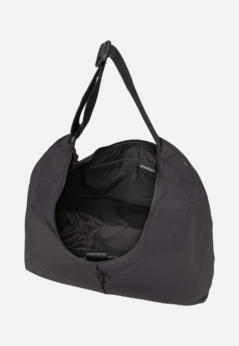 T-Shape Bag Large Monochrome Black - Schultertasche