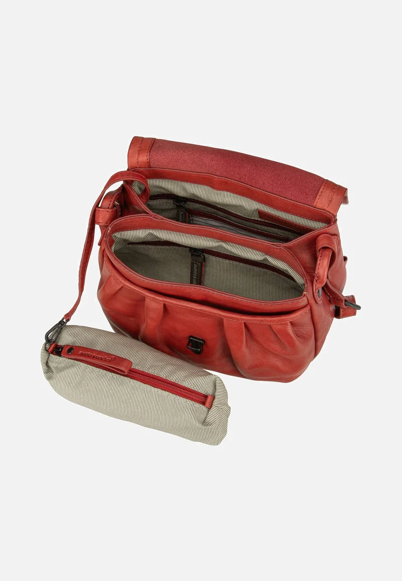 Mrs. Coconut Cake Intense Rust - Saddle Bag