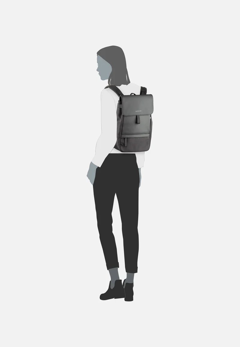 Fyn Small All Black - Rucksack
